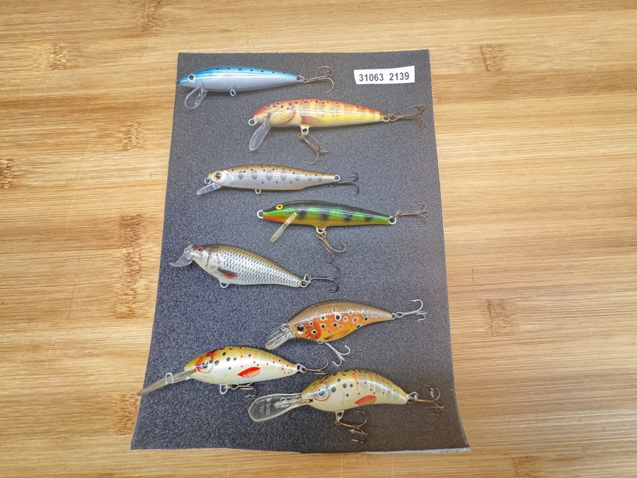 8 Wobbler, Rapala und andere Fabrikate, 80 bis 110 mm, ungefischt