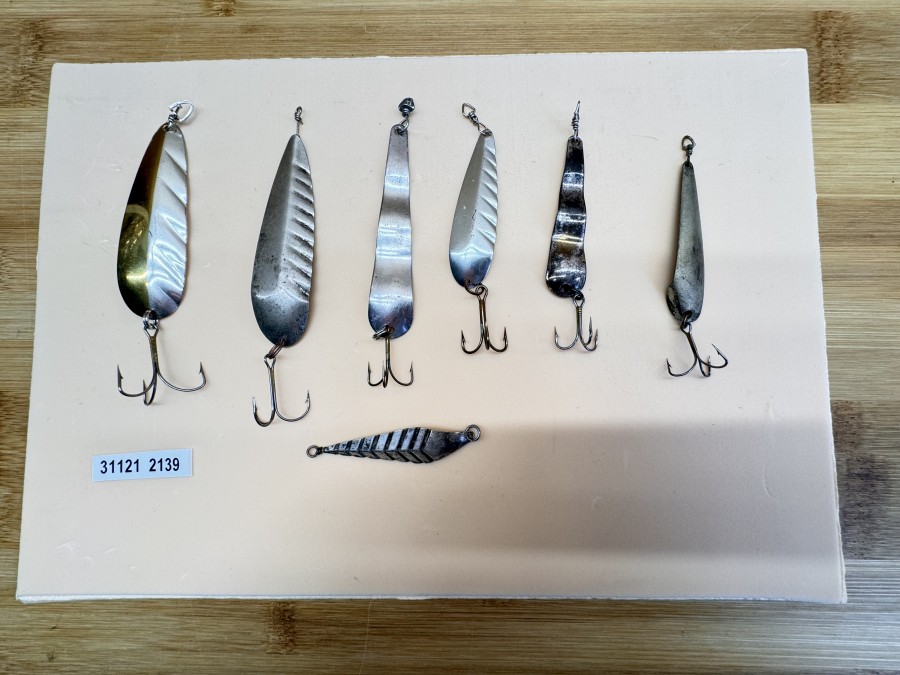 Kunstköder, Stucki Thun, 6 Schleppköder mit Drilling, 6 - 9cm, 3 - 9g, 1x ohne Drilling, 5cm, 1,5g, Gebrauchsspuren