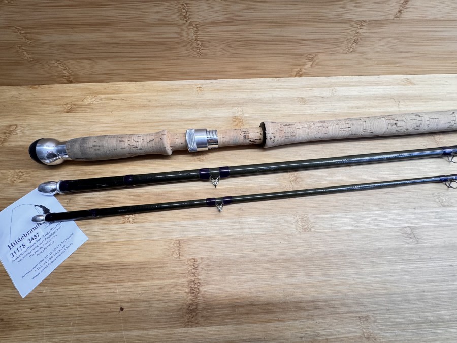 Lachsfliegenrute, The House of Hardy, Made in England, Pat. No. 1.429.309, Hardy Favorite Graphite Salmon Fly, 3tlg., 15" - 457cm, # 10, CT581166, Gewicht 416g, Hülsenstopfen, Futteral, leichte Gebrauchsspuren, Transportlänge 1620mm