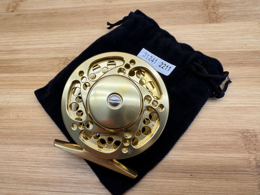 Fliegenrolle, Beer, Fario, Links- oder Rechtshand umstellbar, #3/4, Rollendurchmesser 68mm, Rollenbreite 25mm, Gewicht 123g, Rollenbeutel, ungefischt