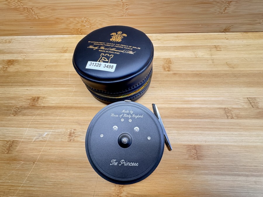 Fliegenrolle, House Made by House of Hardy England, The Princess Multiplier, Rollendurchmesser 85mm, Rollenbreite 25mm, Gewicht 135g, Rollentasche, neu