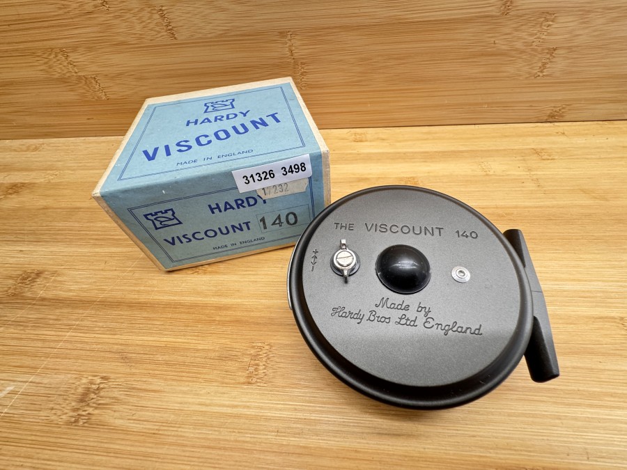 Fliegenrolle, Made by Hardy Bros Ltd England, The Viscount 140, Rechtshand, Rollendurchmesser 90mm, Rollenbreite 28mm, Gewicht 110g, neu Im Karton