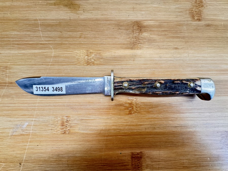Messer, Puma, Nicker vom Weidbesteck, nach Oberforstmeister Prevent, Handarbeit, Inox, Horngriff, Klingenlänge 100mm, Länge 200mm, Made in Germany, Gebrauchsspuren