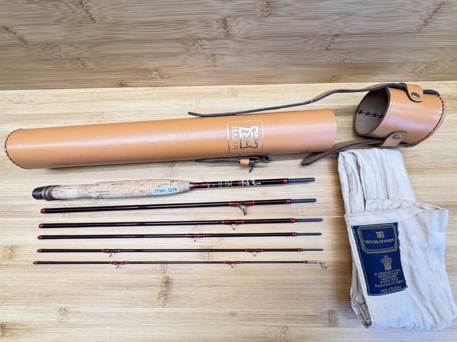 Fliegenrute, The House of Hardy, Made in England, Pat. No. 1.429.309, Graphite Smuggler de Luxe, 6tlg. 213cm, #5, Futteral, Leder Transportrohr, sehr guter Zustand, Transportlänge 420mm