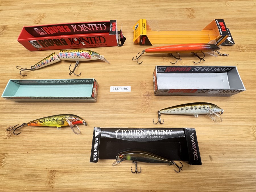5 Wobbler, Rapala Jointed, J-13, 2tlg., 140mm, Rapala, Husky, SCRH-13, 130mm, Daiwa, Tournament, Swiss Minnow 70FS, 70mm, Rapala, floating, 90mm, Rapala Shad Rap, 90mm, ungefischt