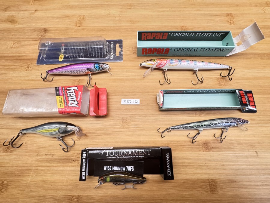 5 Wobbler, Fisch & Fang, Zanderkönig, UV active, 120mm, Rapala, floating, F-18FN, 175mm, Berkley, Frenzy, 100mm, Daiwa, Wise Minnow 70FY, 70mm, Rapala, floating, F-13, 125mm, ungefischt