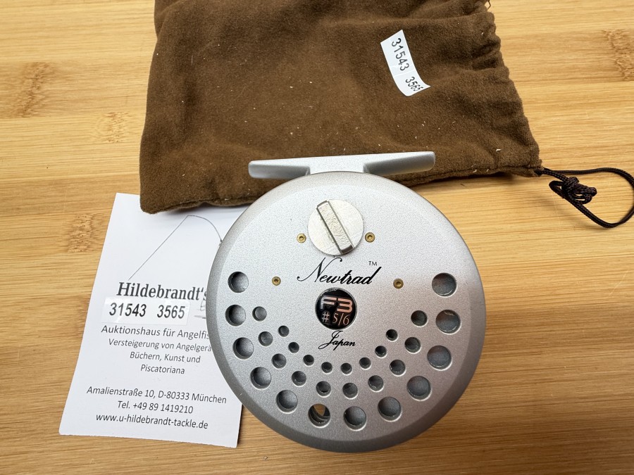 Fliegenrolle, Newtrad, Japan,  F3, #5/6, links- oder rechtshand umstellbar, Rollendurchmesser 75mm, Rollenbreite 25mm, Gewicht 99g. Rollenbeutel, neu