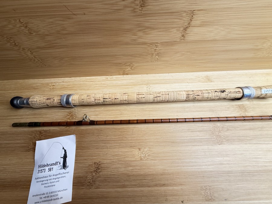 Gespliesste Fliegenrute, handmade Bruno Kurth, River Dee, 2tlg., 8.6", #6, Gewicht 228g, Hardy Futteral, Gebrauchsspuren, Transportlänge 1320mm