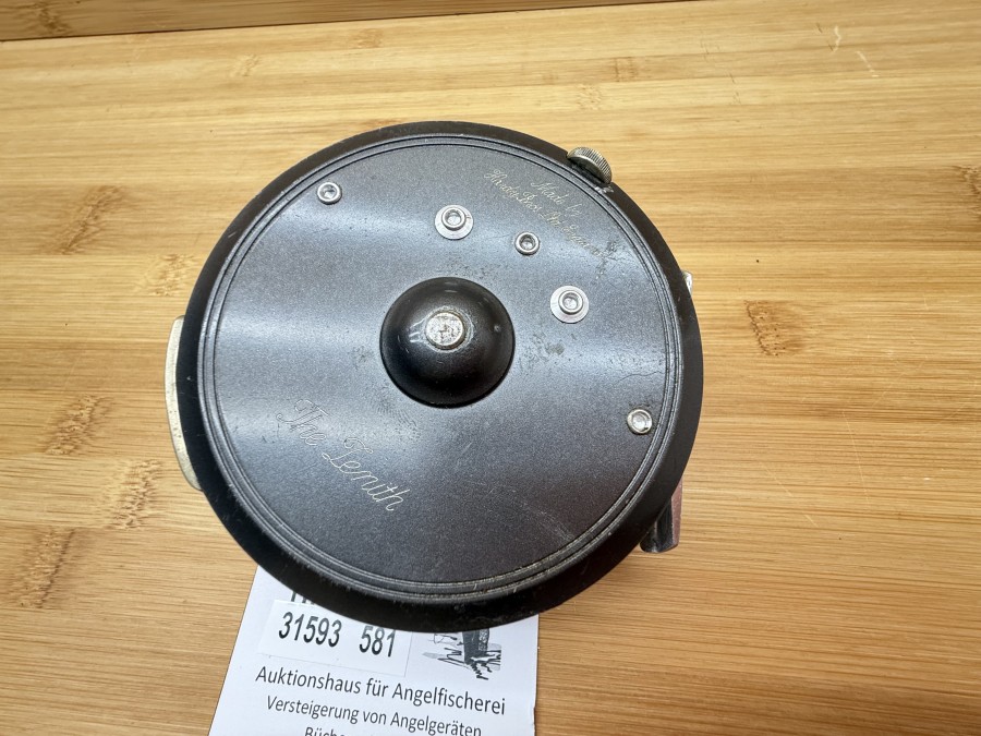 Fliegenrolle, Made by Hardy Bros Ltd. England, The Zenith, Links- oder Rechtshand umstellbar, Rollendurchmesser 85mm, Rollenbreite 40, Gewicht mit Naßfliegenschnur 252g, Gebrauchsspuren