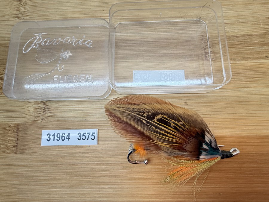 Hutfliege, Bavaria Fliegen