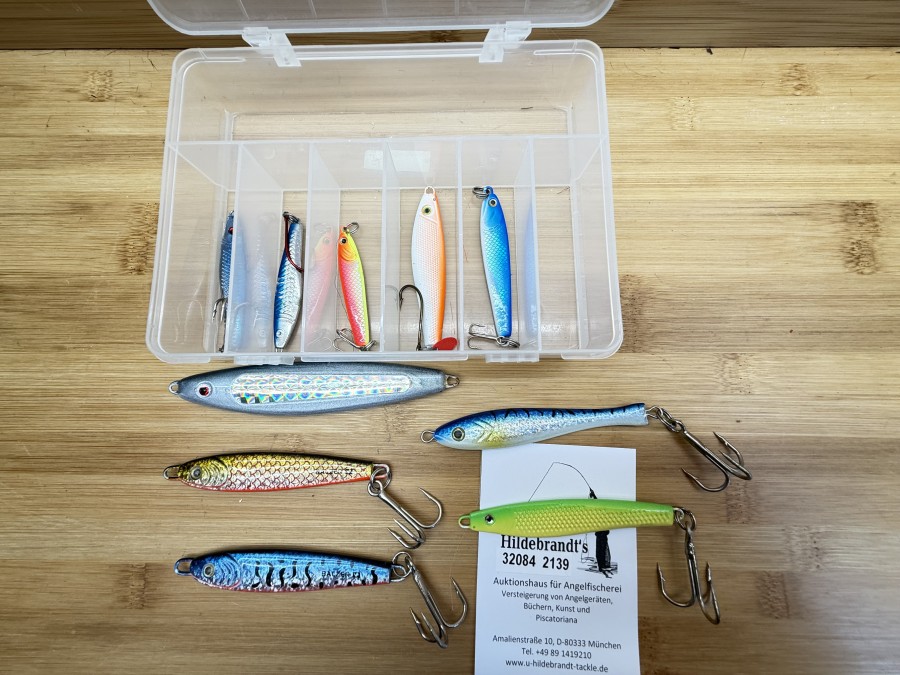 10 Pilker, 55 - 110mm, 12 bis 130g, verschiedene Farben, in Kunststoffbox, ungefischt