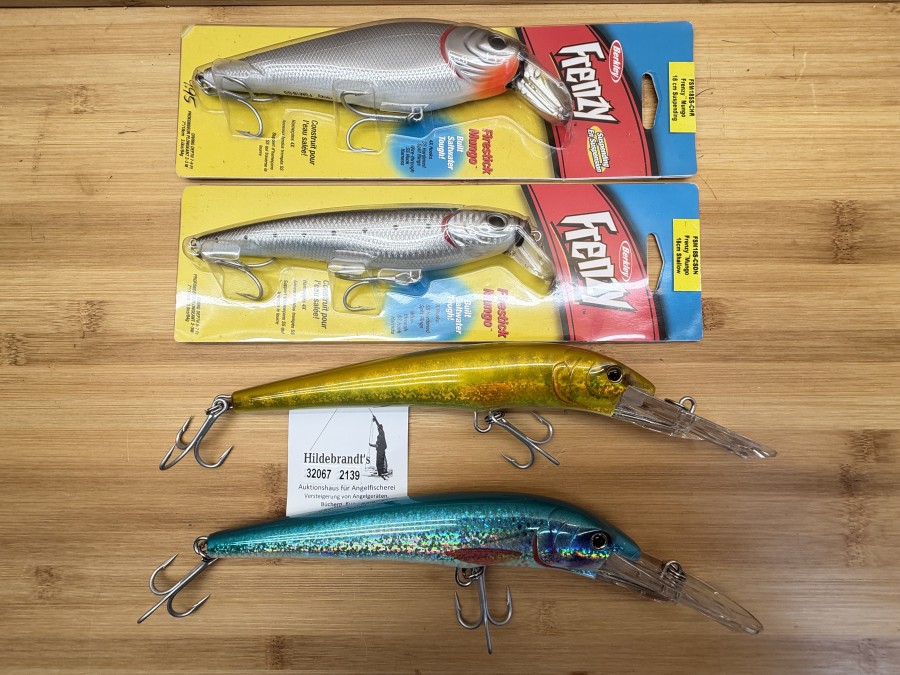 4 Big Game Wobbler, Berkley, Frenzy Mungo Suspending, 130g, 180mm, Frenzy Mungo Shallow, 105g, 180mm, Makrele, 100g, 280mm, goldfarben, 95g, 280mm, ungefischt