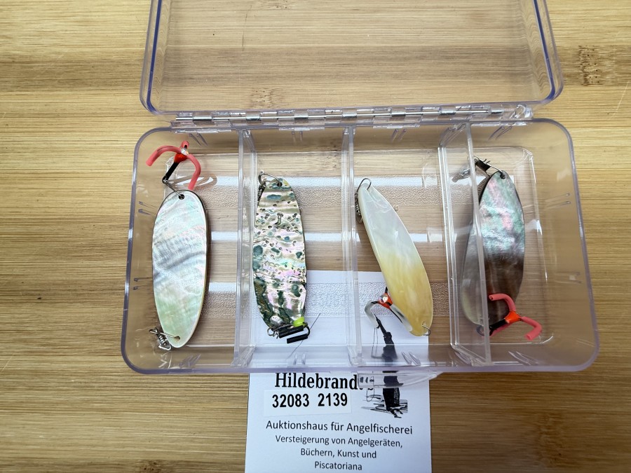 Perlmutt Kunstköder, 60mm, 5 - 8g, 4 verschiedene Farben, in Kunststoffbox, ungefischt