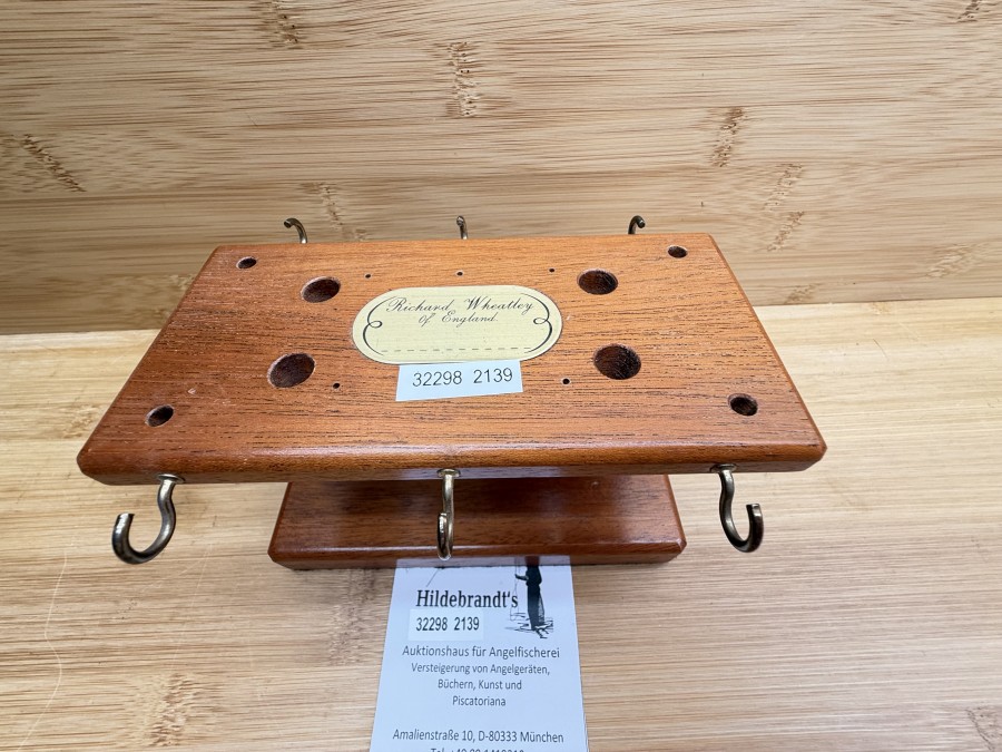 Materialständer für Fliegenbinder, Richard Wheatley, Rosenholz, 150x75x100mm hoch, 6 seitlichen Haken,  leichte Gebrauchsspuren