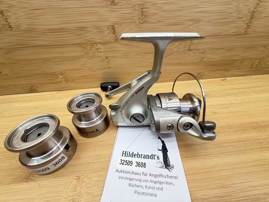 Stationärrolle, Balzer, Macina, K3721-1, Die perfekte Maschine von Balzer, 2 Ersatzspulen, leichte Gebrauchsspuren