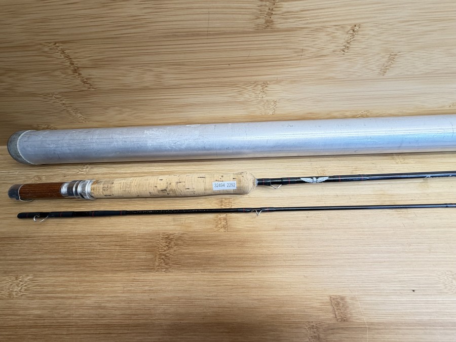 Fliegenrute, Fenwick, Boron X, XF-856, 2tlg., 2,44m, Aftma Line No. 6 or 7, Gewicht 89g, Futteral, Alu Transportrohr, Gebrauchsspuren, Transportlänge 1360mm