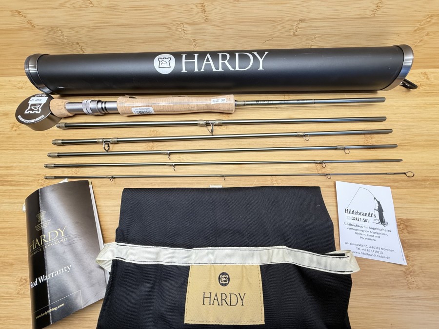 Fliegenrute, Hardy, Demon Smuggler, Sintrix 330, 6tlg., AWS 9.6", #7, Gewicht 107g, Futteral, Alu Transportrohr, ungefischt, Transportlänge 580mm