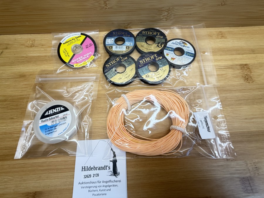 Fliegenfischer Kleinteile, Fliegenschnur gefischt, WF6F, Mucilin Schnurfett, Soldatin Fly Tackle, Tippet, 0,25mm, 4 Spulen Stroft GTM und 1 Traun River Product Super Tippet, angebrochene Spulen