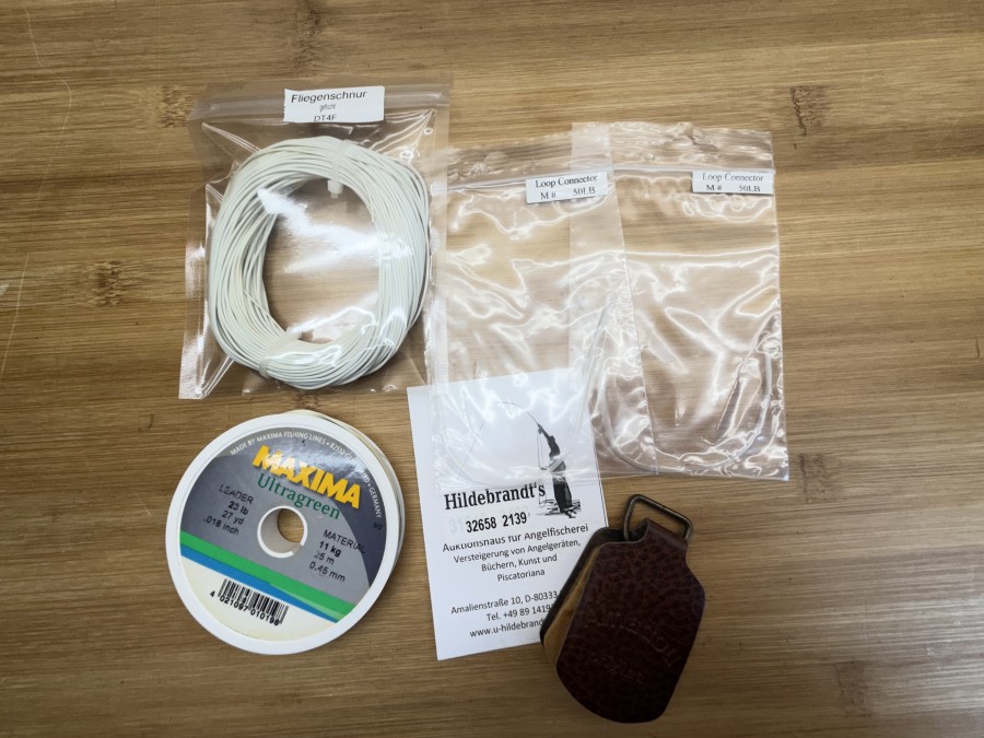 Fliegenfischer Kleinteile, Fliegenschnur gefischt,  DT 4 F, Amadou Original, 2 Loop Connector, 50lb, Tippet, Maxima Ultragreen, 0,45mm, 25m