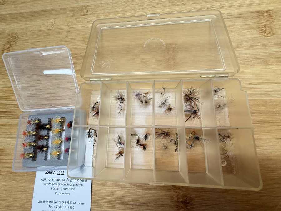 Fliegensortiment, 30 Trockenfliegen, Grösse 12 bis 20, 14 Jig´s, # 12 bis 16, für Forellen und Äschen