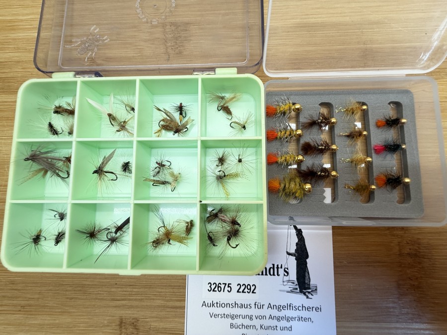 Fliegensortiment, 30 Trockenfliegen, Grösse 14 bis 20, 14 Jig´s, # 12 bis 18, für Forellen und Äschen