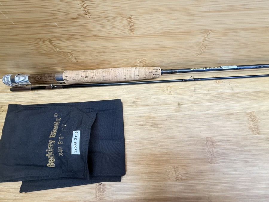 Fliegenrute, Berkley, Bionic, 100% High Energy Graphite, X40, 2tlg., 8.6ft., Aftma Line No 7, Gewicht 95g, Futteral, leichte Gebrauchsspuren, Transportlänge 1350mm