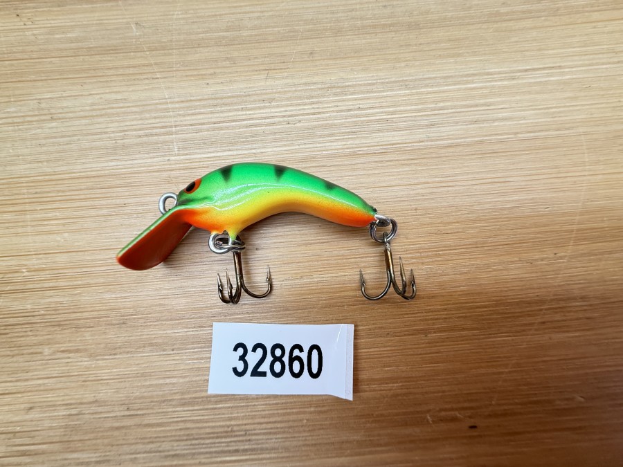 Wobbler, Turus Ukko, Handmade in Finland, Tiger, gelb/grün/schwarz, 3cm, 2,40g, ungefischt