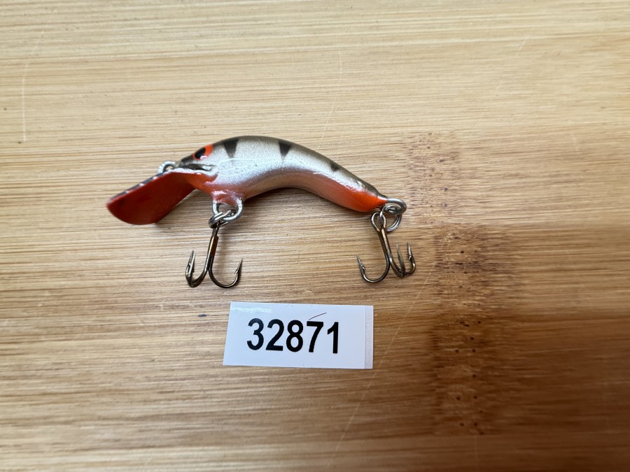 Wobbler, Turus Ukko, Handmade in Finland, Tiger, silber/schwarz, 3cm, 2,40g, ungefischt,