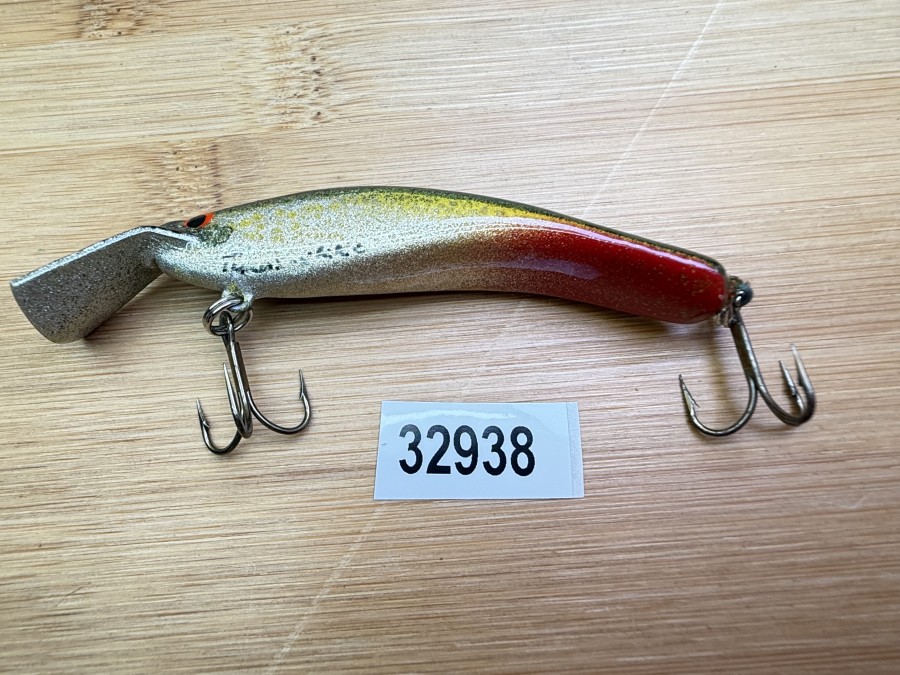 Wobbler, Turus Ukko, Handmade in Finland, gemarkt, rot/gold/dunkelgrün, 7cm, 5,50g, ungefischt