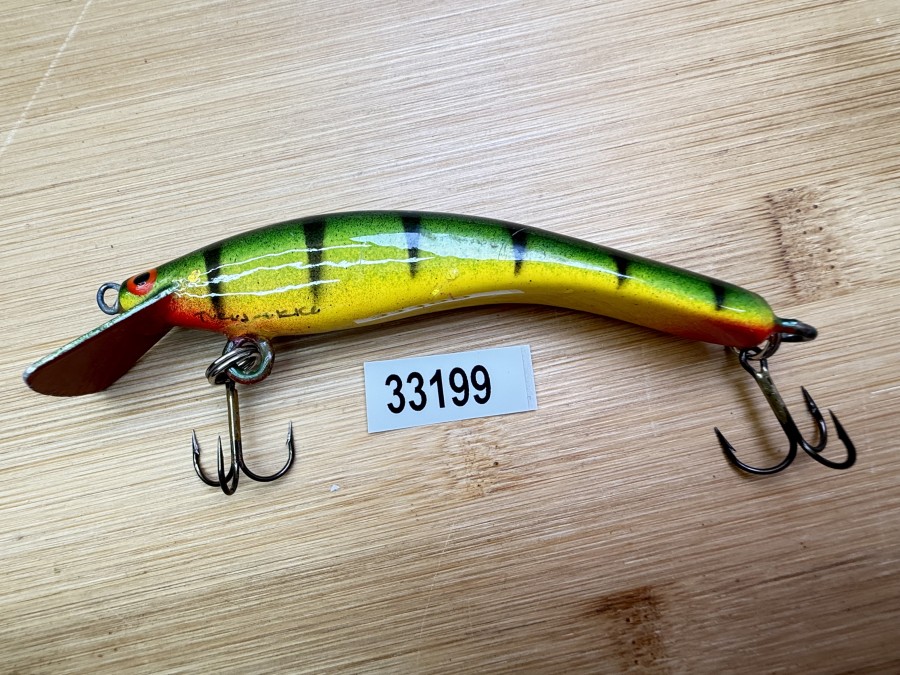 Wobbler, Turus Ukko, Handmade in Finland, Tiger, gemarkt, rot/gelb/oliv/schwarz, 9cm, 11,00g, ungefischt