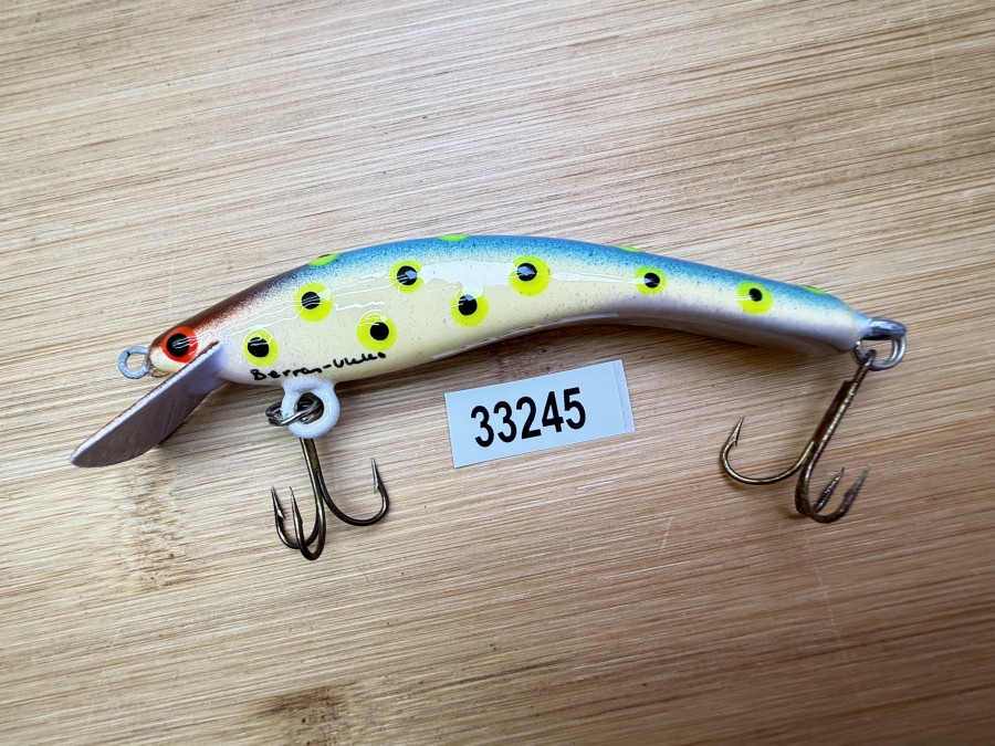 Wobbler, Turus Ukko, Handmade in Finland, gemarkt, violett/beige/blau/bronze, mit gelb/ schwarzen Punkten, 9cm, 11,00g, ungefischt