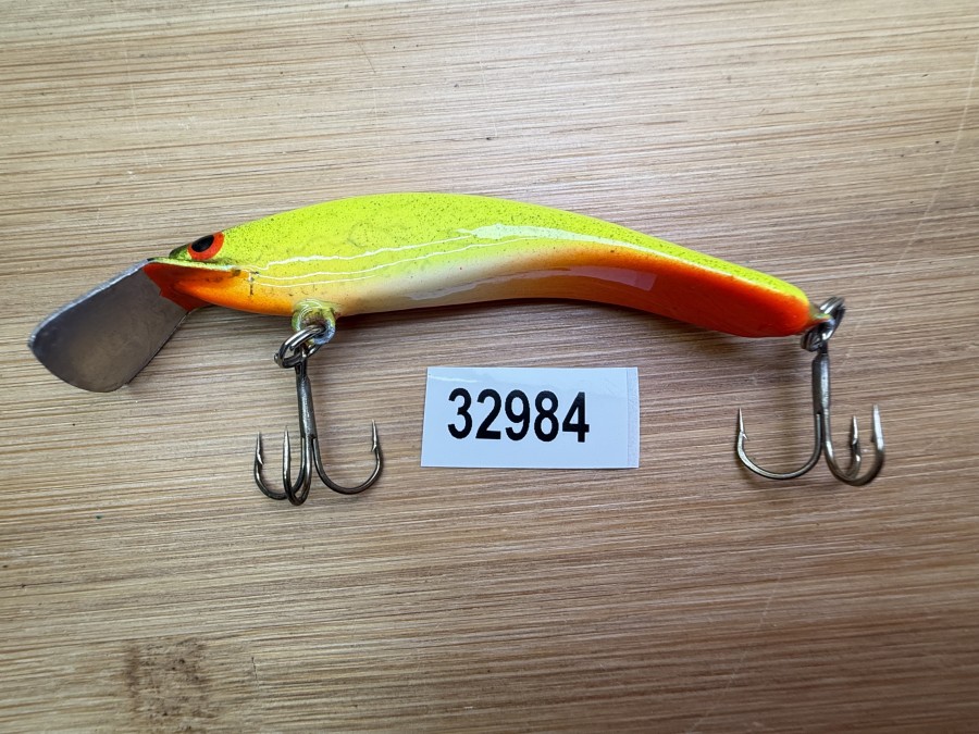 Wobbler, Turus Ukko, Handmade in Finland, eine Seite orange, andere gelb, 7cm, 5,50g, ungefischt