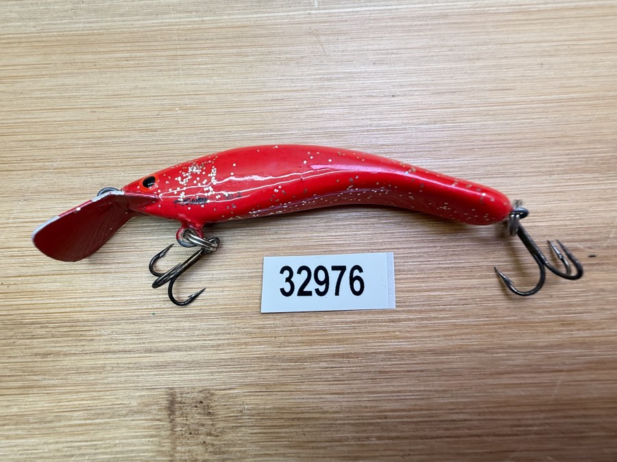 Wobbler, Turus Ukko, Handmade in Finland, gemarkt, rot/Glitzer, 7cm, 5,50g, ungefischt