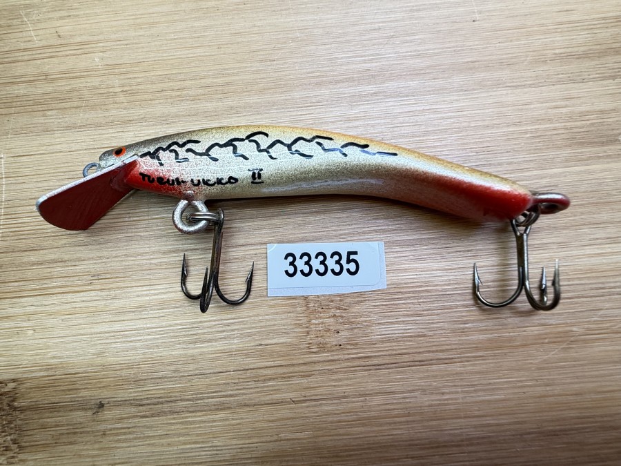 Wobbler, Turus Ukko, Handmade in Finland, gemarkt, rot/gold/grün/schwarz, 9cm, 11,00g, ungefischt
