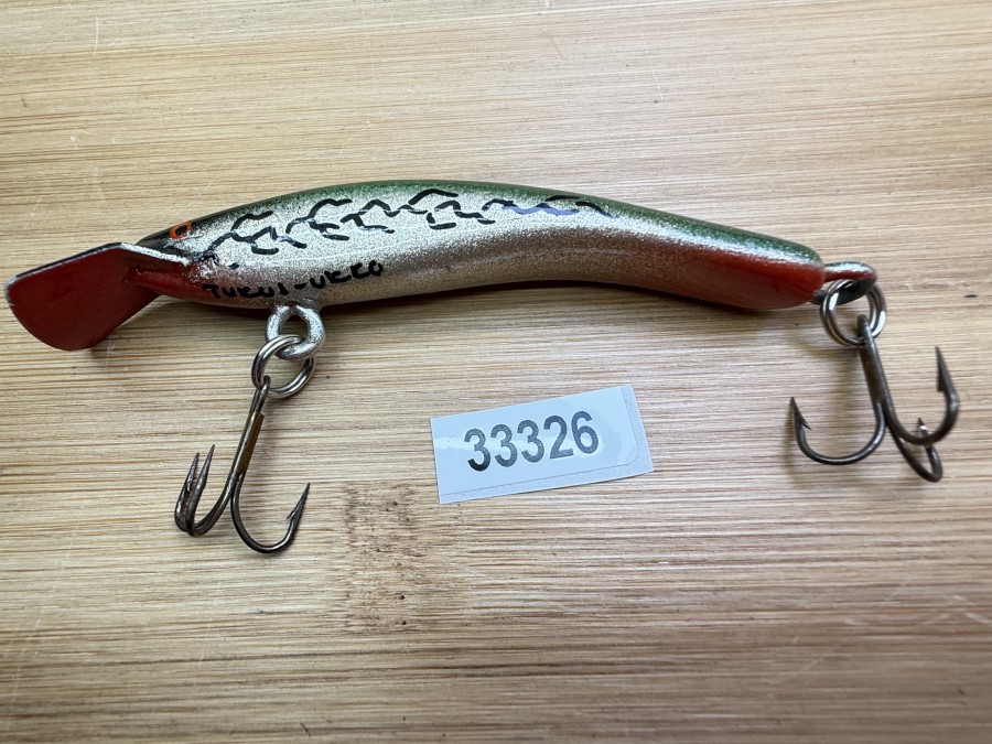 Wobbler, Turus Ukko, Handmade in Finland, gemarkt, rot/silber/schwarz, 9cm, 11,00g, ungefischt