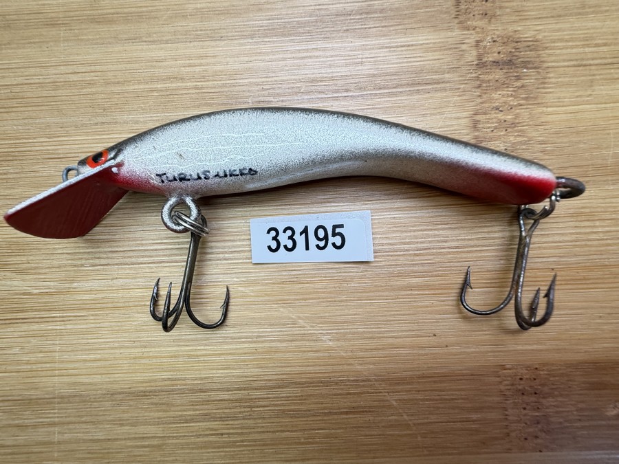 Wobbler, Turus Ukko, Handmade in Finland, gemarkt, rot/silber/schwarz, 9cm, 11,00g, ungefischt