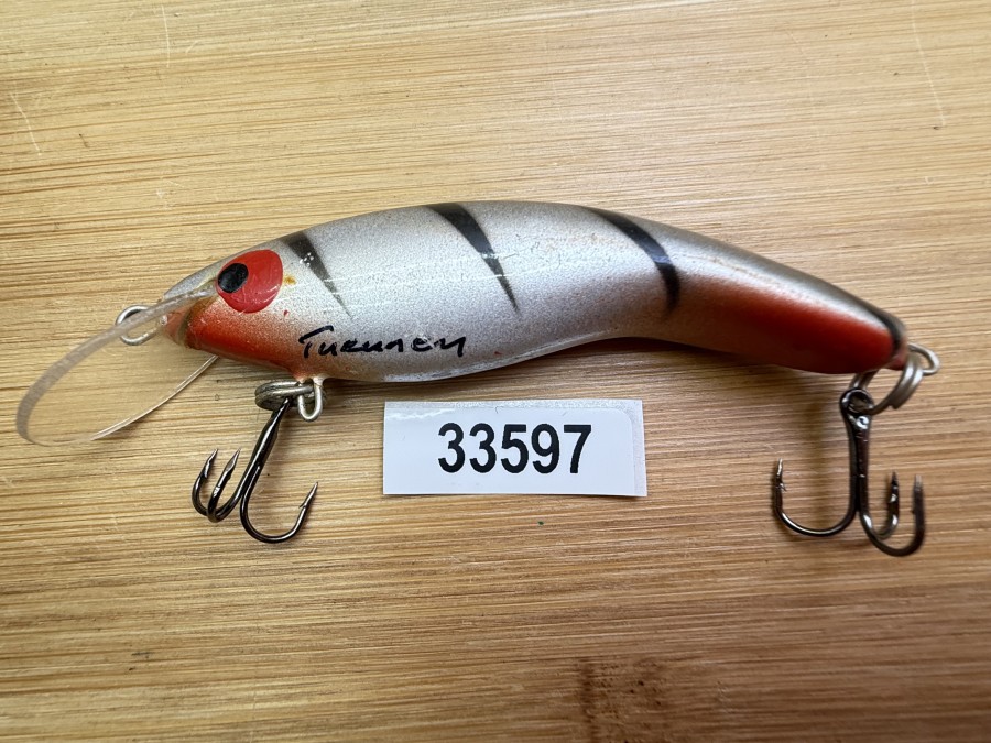 Wobbler, Turus Ukko, Turunen gemarkt, rot/silber/schwarz. 7cm, 6g, ungefischt