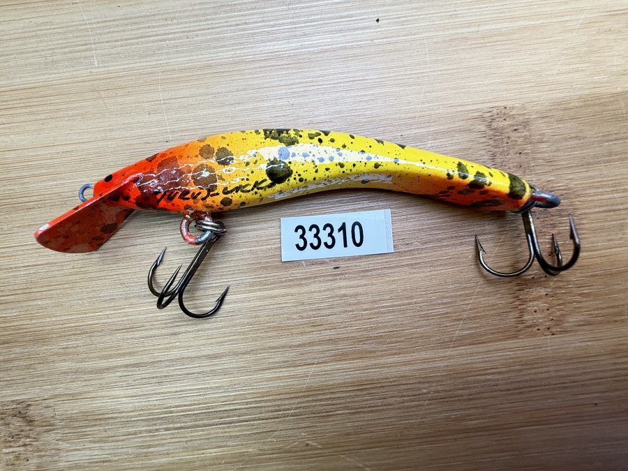 Wobbler, Turus Ukko, Handmade in Finland, gemarkt, Tipsy, orange/gelb/orange/schwarz, 9cm, 11,00g, ungefischt