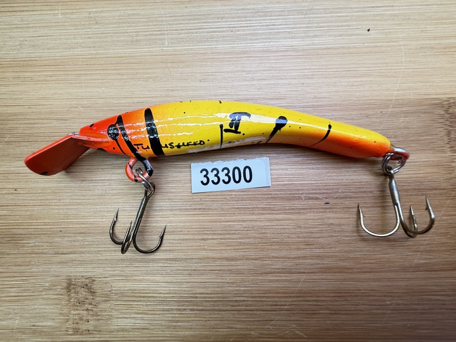 Wobbler, Turus Ukko, Handmade in Finland, gemarkt, Tipsy, orange/gelb/orange/schwarz, 9cm, 11,00g, ungefischt