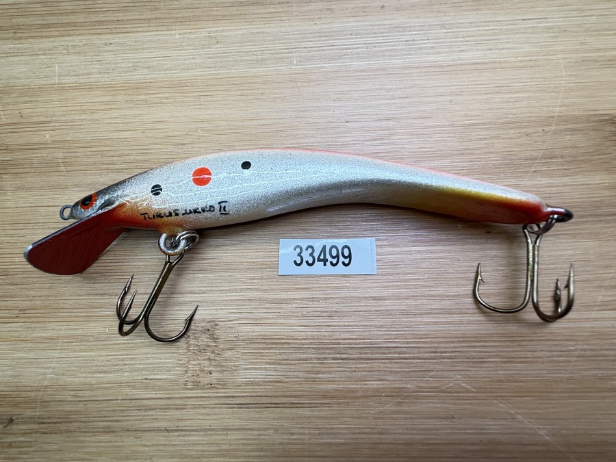 Wobbler, Turus Ukko, Handmade in Finland, gemarkt, rot/gold/rot/schwarz, mit roten und schwarzen Punkten, 12cm, 15,00g, ungefischt