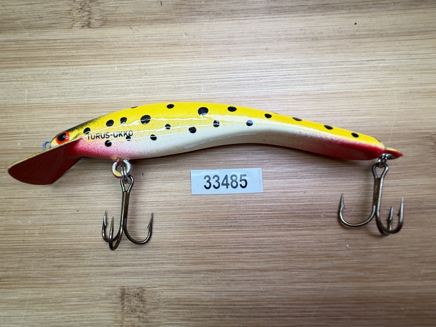 Wobbler, Turus Ukko, Handmade in Finland, gemarkt, orange/gelb/grün/schwarz, mit gelb/schwarzen Punkten, 12cm, 15,00g, ungefischt