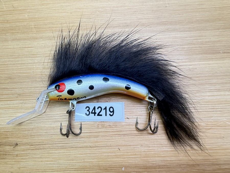 Wobbler, Turunen Finland, gemarkt, 6cm, 8g, orange/silber/blau/schwarz, schwarzer Fellstreifen, ungefischt