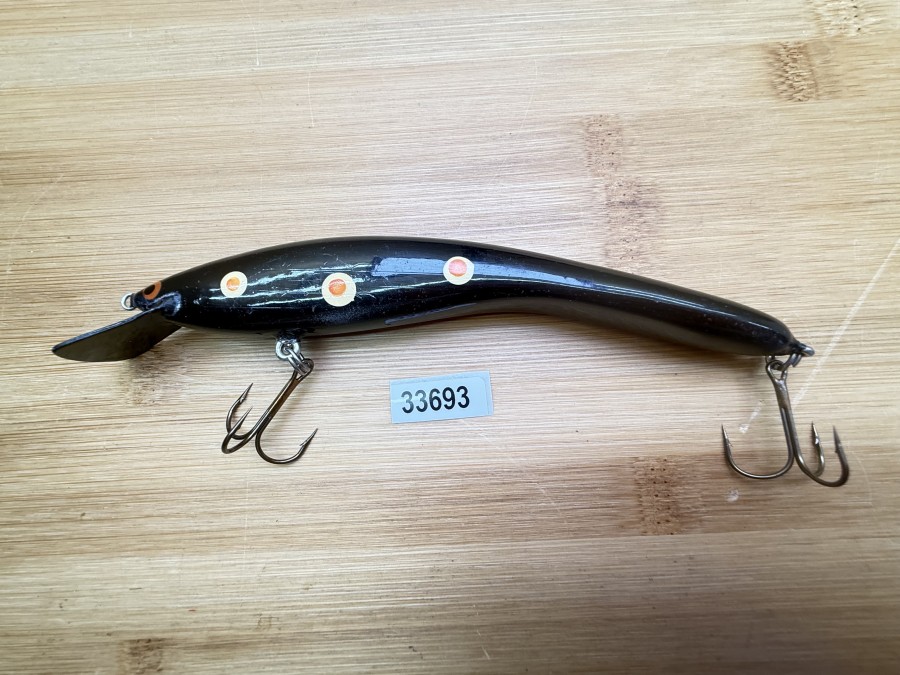 Wobbler, Turus Ukko, Turunen, schwarz mit beige/orangen Punkten, 16cm, 19g, ungefischt