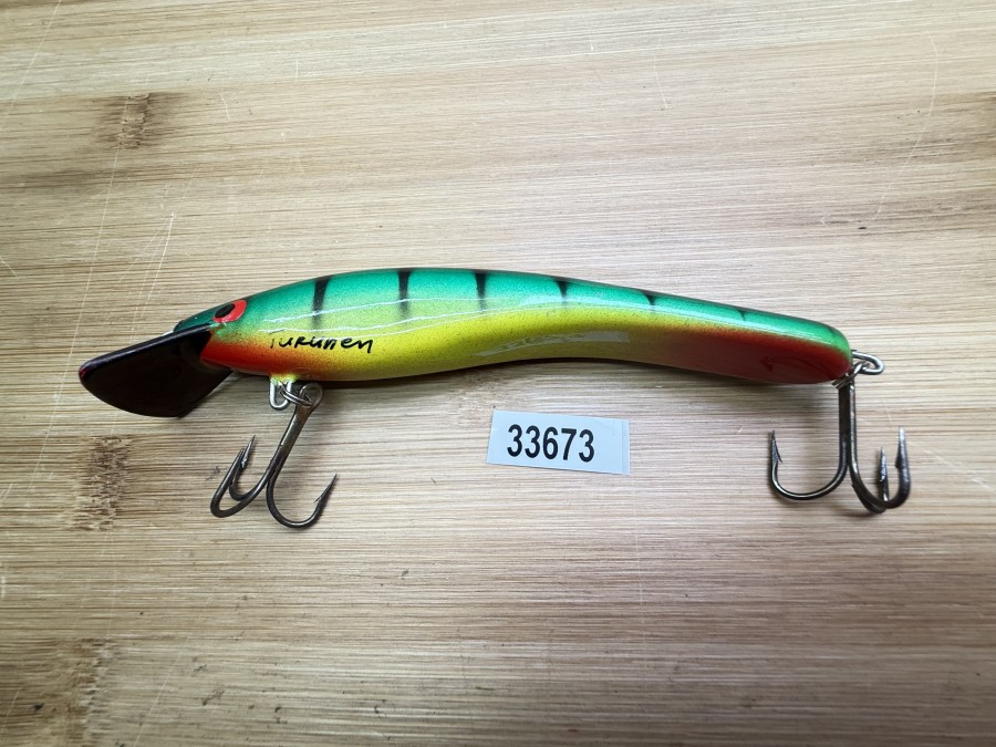 Wobbler, Turus Ukko, Turunen gemarkt, rot/gelb/grün/schwarz, 12cm, 21g, ungefischt