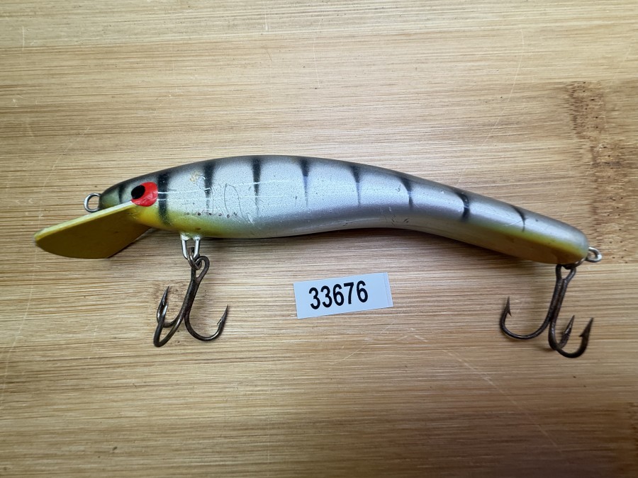 Wobbler, Turus Ukko, Turunen gemarkt, gelb/silber/schwarz, 12cm, 21g, ungefischt