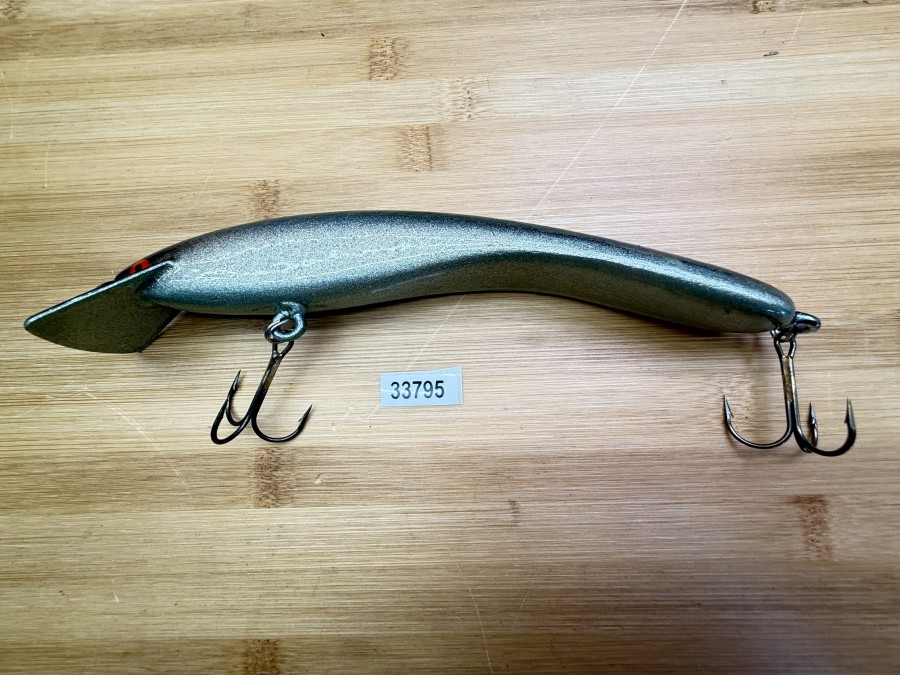 Wobbler, Turus Ukko, Handmade in Finland,  rot/gold/silber, 20cm, 43g, ungefischt