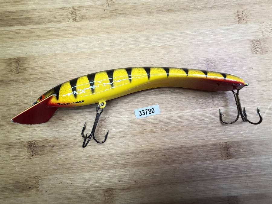 Wobbler, Turus Ukko, Handmade in Finland, Turus Ukko gemarkt, Tiger, rot/gelb/schwarz, 20cm, 60g, ungefischt