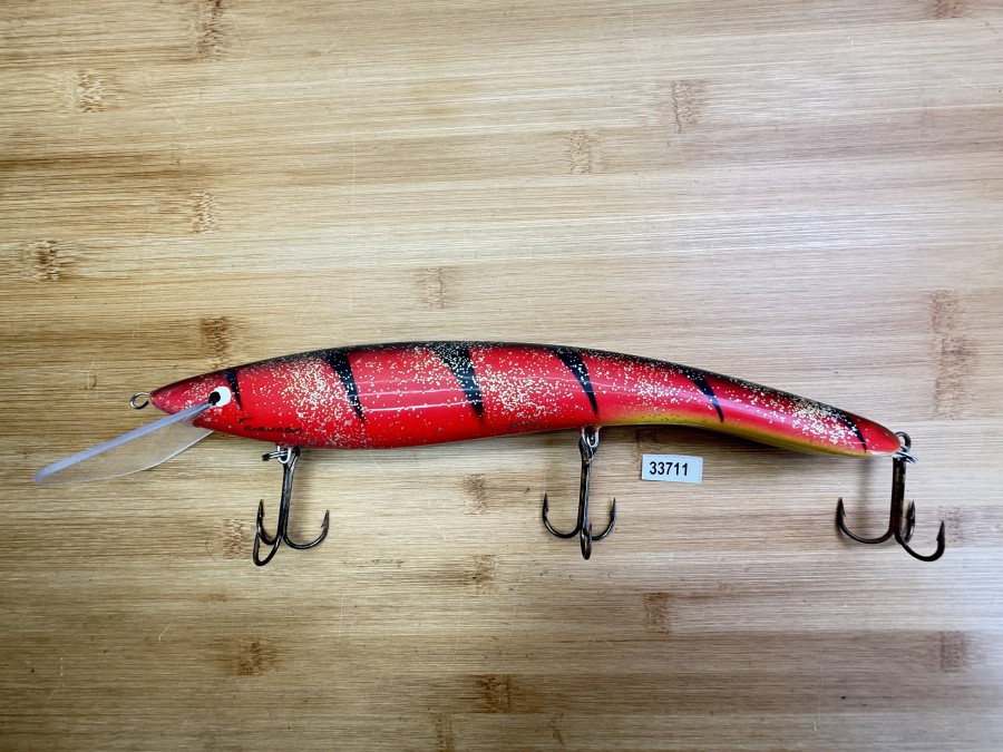 Wobbler, Turus Ukko, Turunen gemarkt, rot/schwarz mit Glitzer, 30cm, 147g, ungefischt