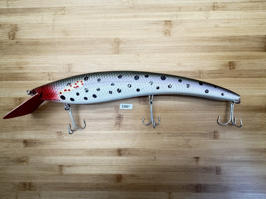 Wobbler, Turus Ukko Sonderedition November 1991, Handmade in Finland, Turus Ukko gemarkt, Marras kuu 5/5, rot/beige/silber/hellgrau/dunkelgrau, 40cm, 420g, ungefischt