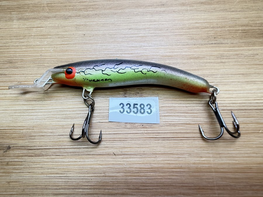 Wobbler, Turus Ukko, Turunen gemarkt, beige/gün/violett/blau. 6cm, 5g, ungefischt
